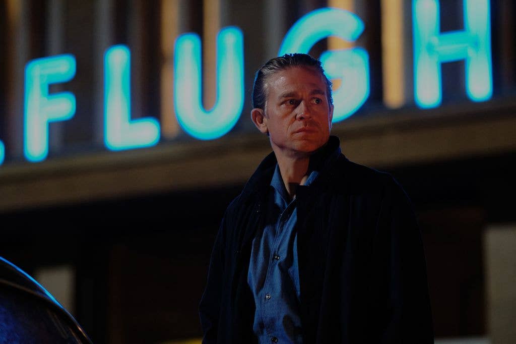 Leamus (CHARLIE HUNNAM) in Legacy Of Spies