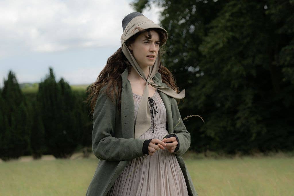 Daisy Edgar-Jones stars as Elinor Dashwood in SENSE and SENSIBILITY