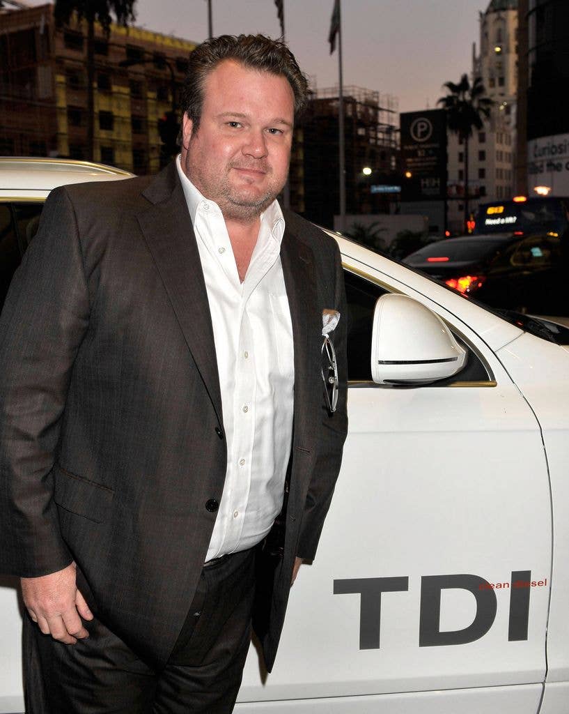 eric stonestreet suit