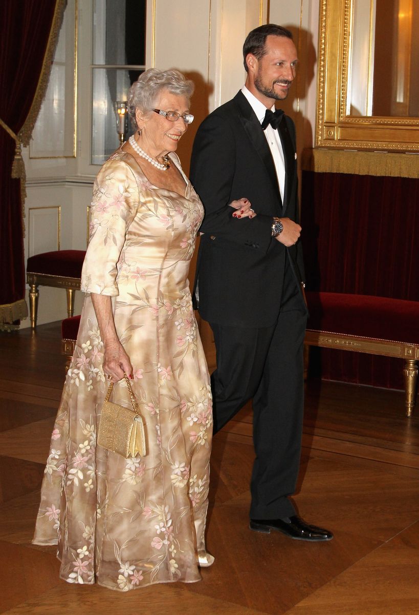 King Haakon remembered his aunt as a warm, dutiful and loyal member of the royal family.