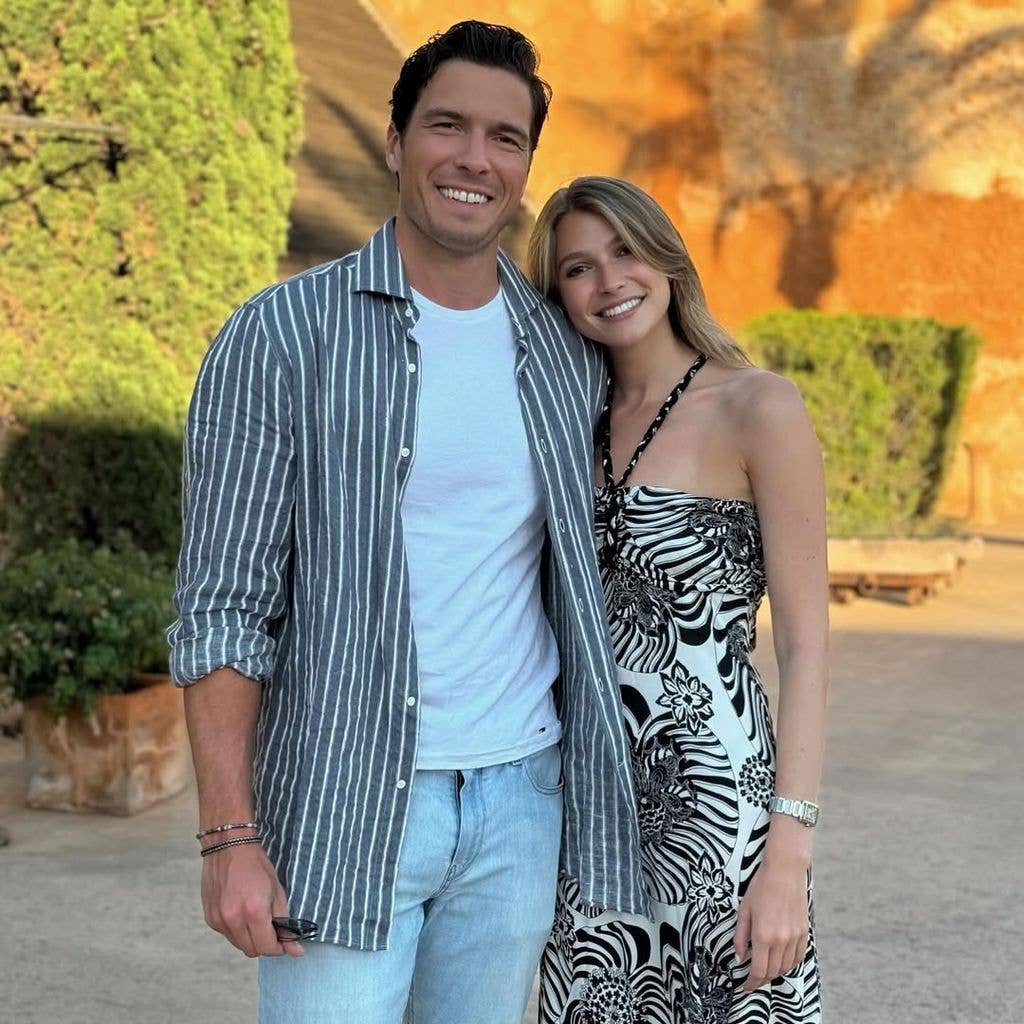 Will Reeve and his wife Amanda Dubin gave each guest a handwritten letter at their wedding
