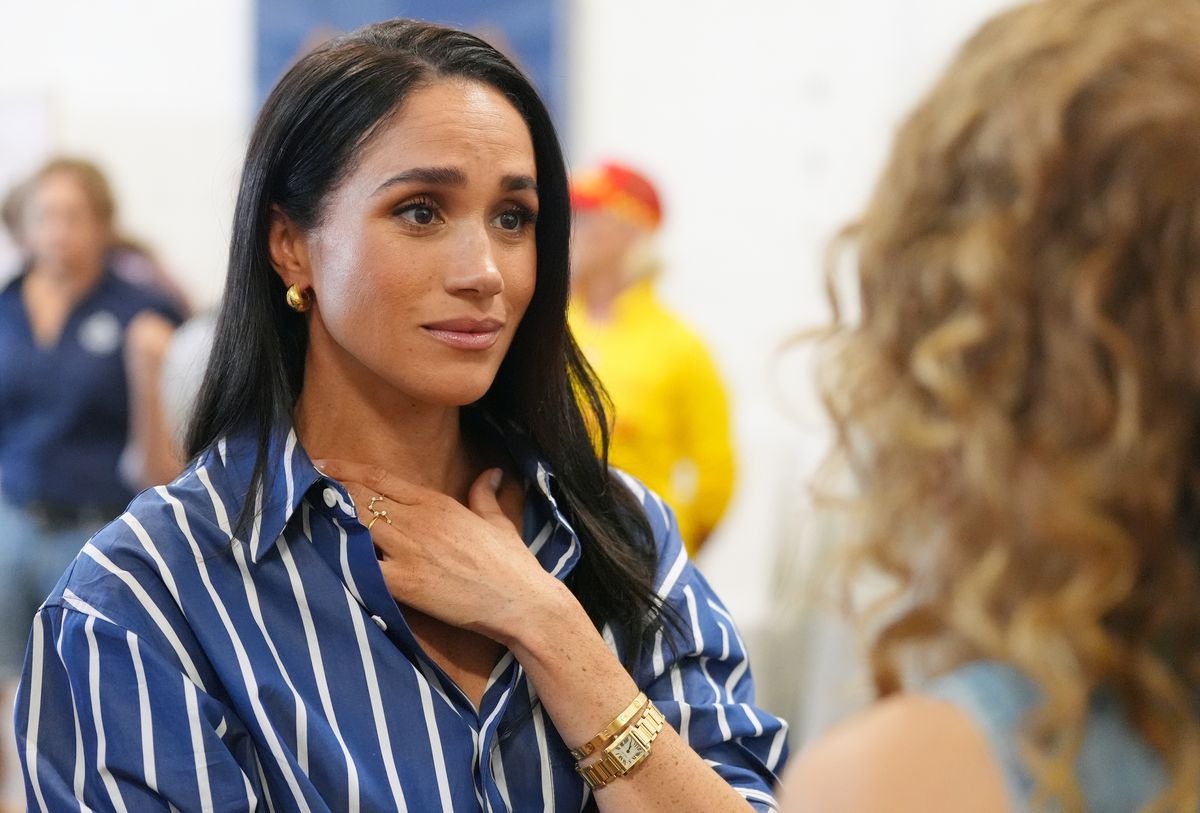 Meghan, Duchess of Sussex meets volunteer first responders from Bondi Surf Bathers' Life Saving Club, during a visit to Bondi Beach, on day four of the royal trip to Australia on April 17, 2026 in Sydney, Australia. Volunteers from the organisation, founded in 1907, played an integral role in protecting beachgoers and saving lives during the terrorist attack at Bondi Beach on December 14. (Photo by Jonathan Brady-Pool/Getty Images)
