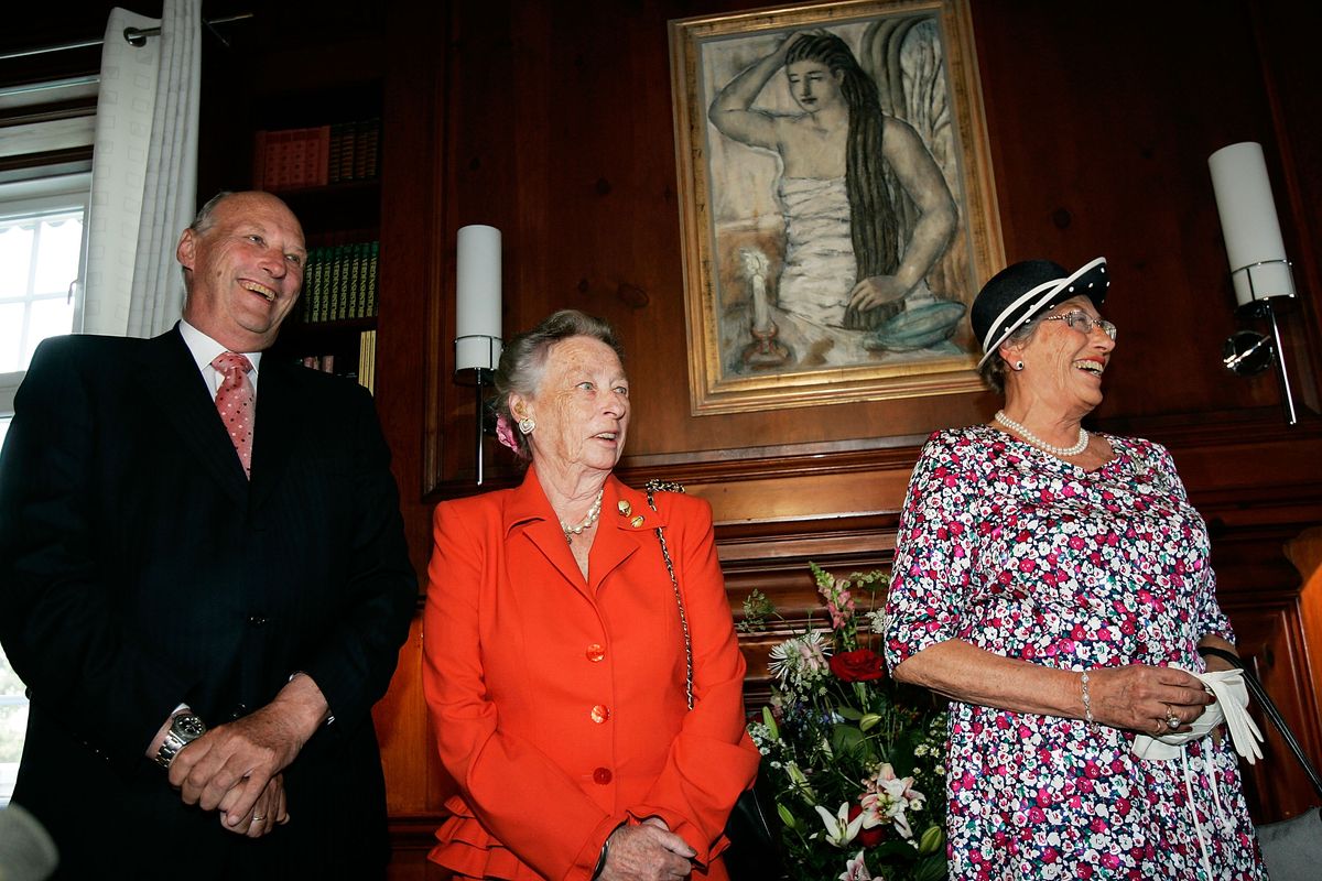 King Harald V, Princess Ragnhild and Princess Astrid of Norway answer questions from the media in 2005