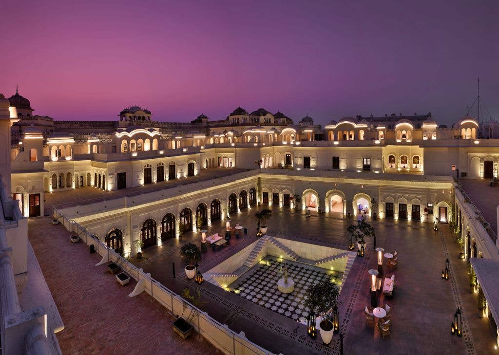 RAN BAAS: The Palace