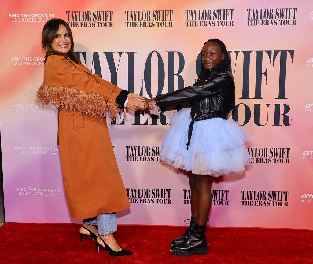 LOS ANGELES, CALIFORNIA - OCTOBER 11: (L-R) Mariska Hargitay and Amaya Hermann attend "Taylor Swift: The Eras Tour" Concert Movie World Premiere at AMC The Grove 14 on October 11, 2023 in Los Angeles, California. (Photo by Matt Winkelmeyer/Getty Images)