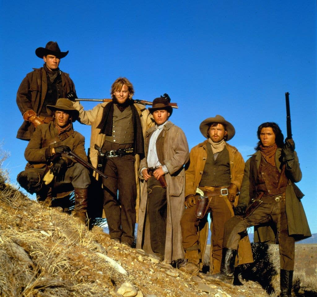 harlie Sheen, Dermot Mulroney, Kiefer Sutherland, Emilio Estevez, Casey Siemaszko and Lou Diamond Phillips star in the film 'Young Guns'.  