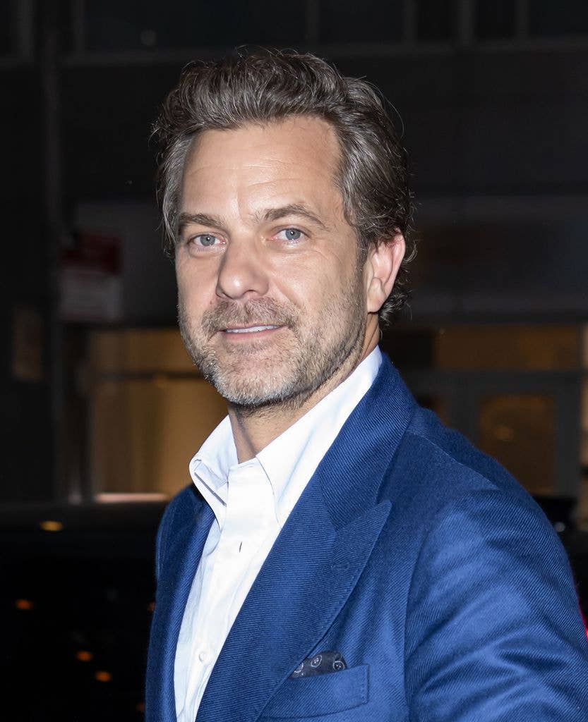 joshua jackson gray hair