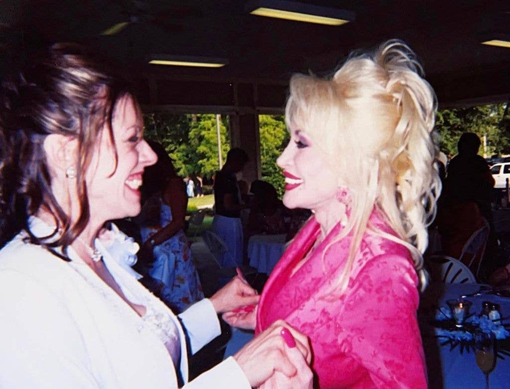 Dolly Parton and her sister Freida Parton pose for a candid throwback photo, shared on Facebook